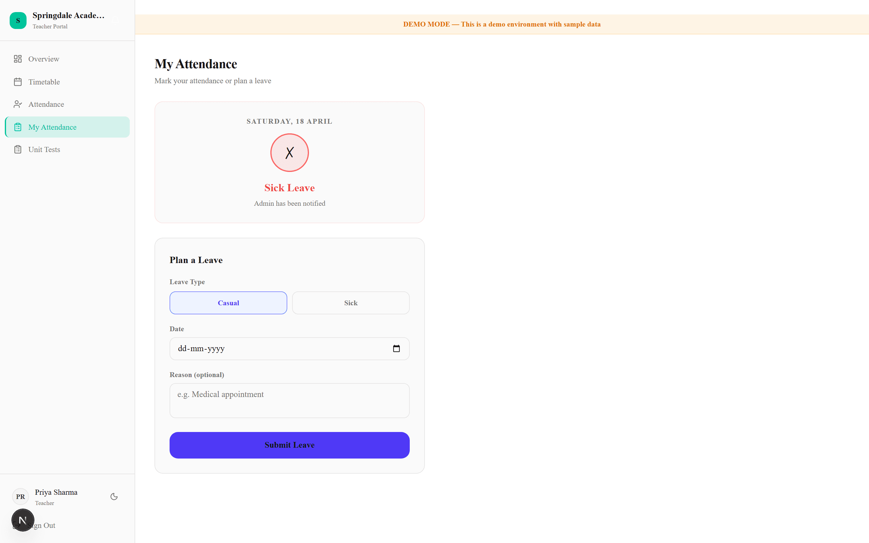 iScoolOS teacher attendance page with leave request and substitution flow